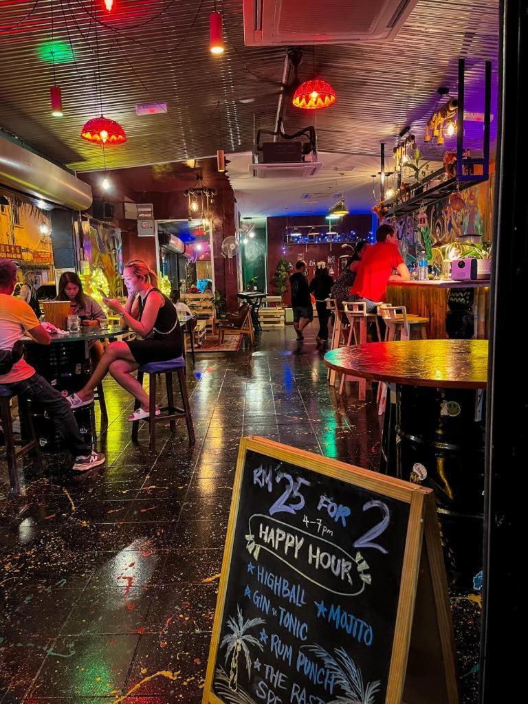 H2 Worldpackers , The Social Hotel Kota Kinabalu Eksteriør billede